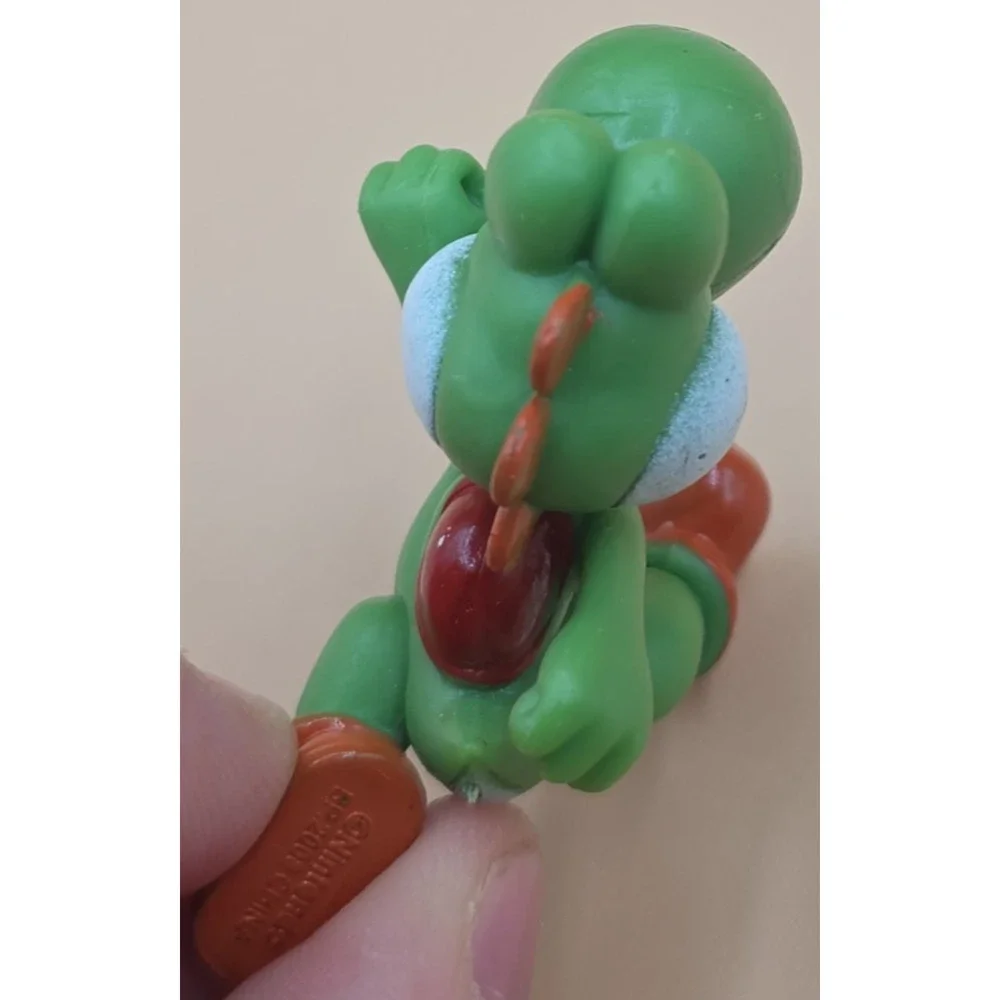 Nintendo Super Mario Bros Yoshi Running Action Figure (2008)